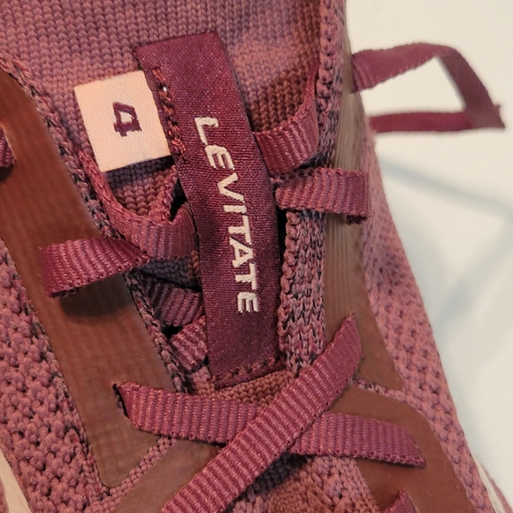 Brooks Levitate 4 Road Running Sneakers Size 8 Maroon / Pink - Picture 7 of 16